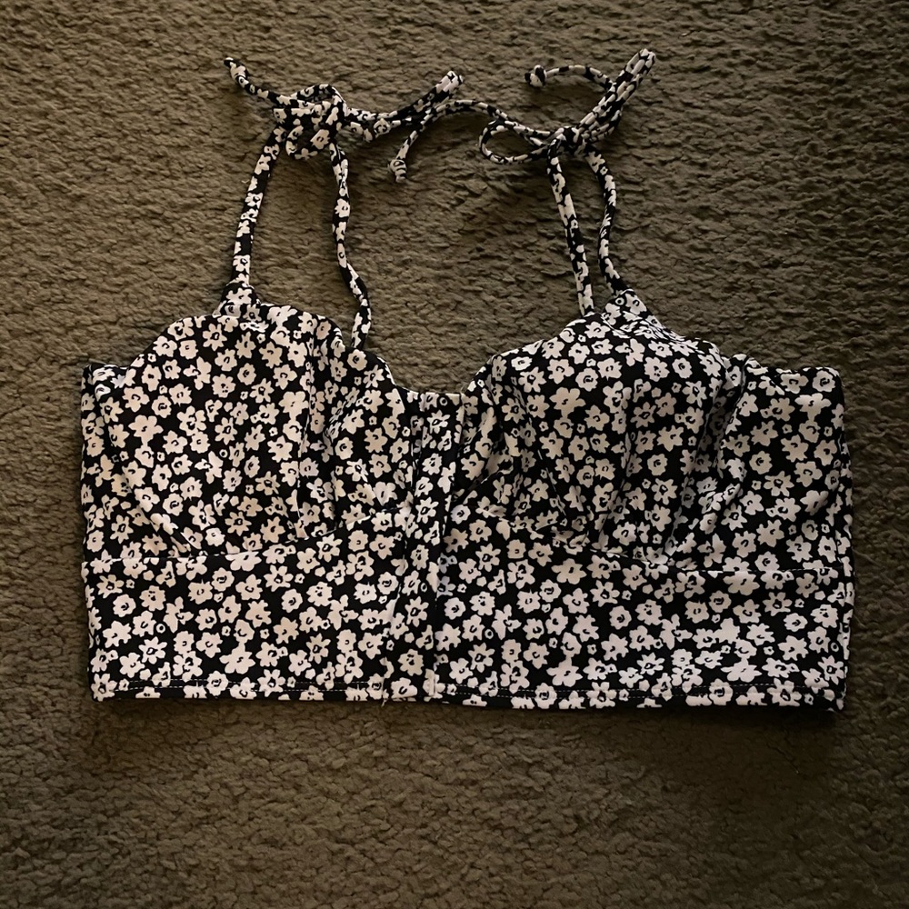 black & white flower bikini top